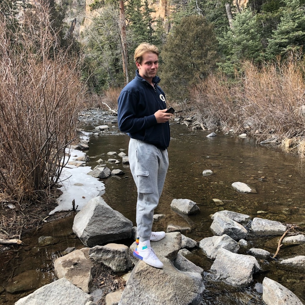 Meet your Posher, Jason